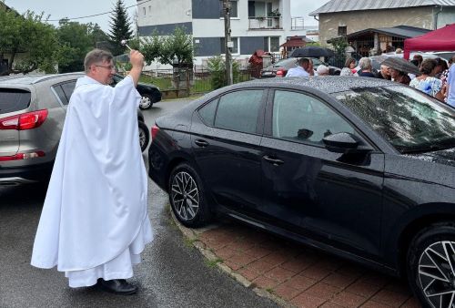 Poďakovanie za požehnanie áut a podporu projektu: Miva Slovensko