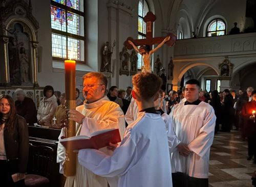 Svedectvo Veľkej noci v našej farnosti vo fotografiách